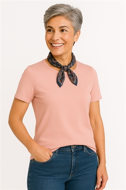 Veti Rosa ensfarvet t-shirt  - KØB 3 VETI T-SHIRTS. BLAND FARVERNE. BETALT KUN 250 I ALT