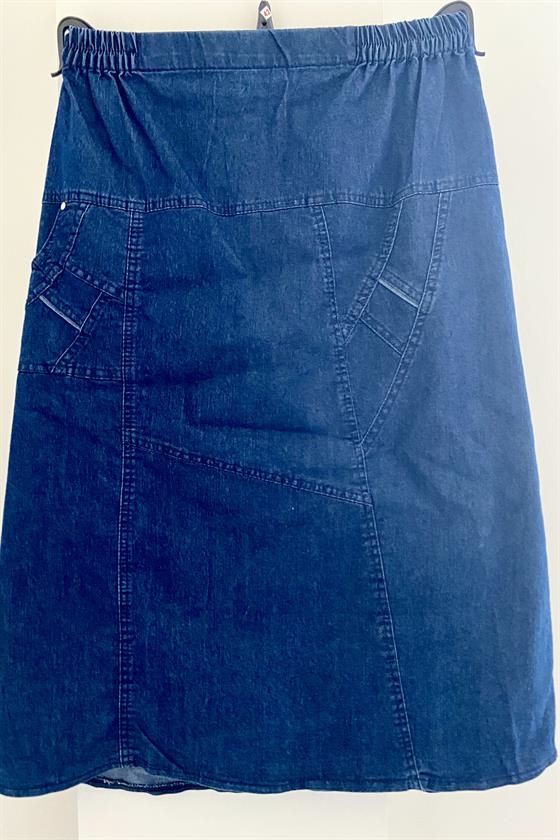 Pæn denim nederdel med en enkelt lomme 