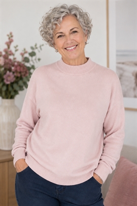 Mudflower Blød strik med turtle neck i sart rosa