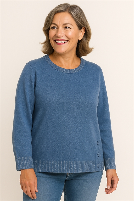 Lun Marinello dame strik i meleret denimblå med sølvglimmer på rib og hals.