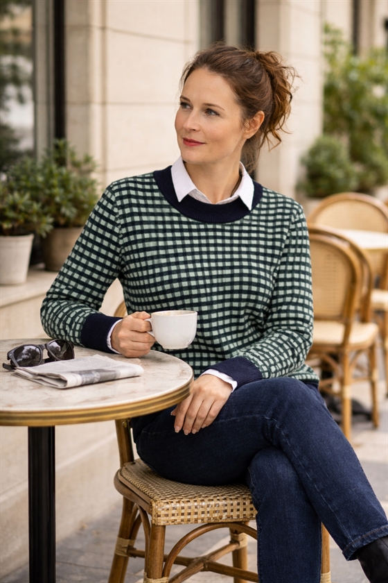 Strik fra Skovhuus med flot strikket mønster