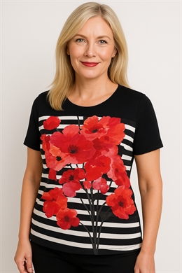 Signature t-shirt med blomsterstykke foran