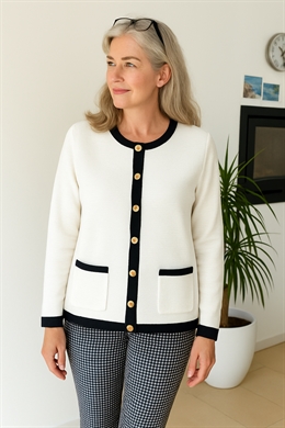 Off white cardigan fra Skovhuus med sorte kanter