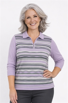 Damestrik med krave og lynlås i halsen i lilla fra Martinello