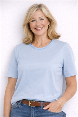 Micha T-shirt i lyseblå m. satin v. halsen