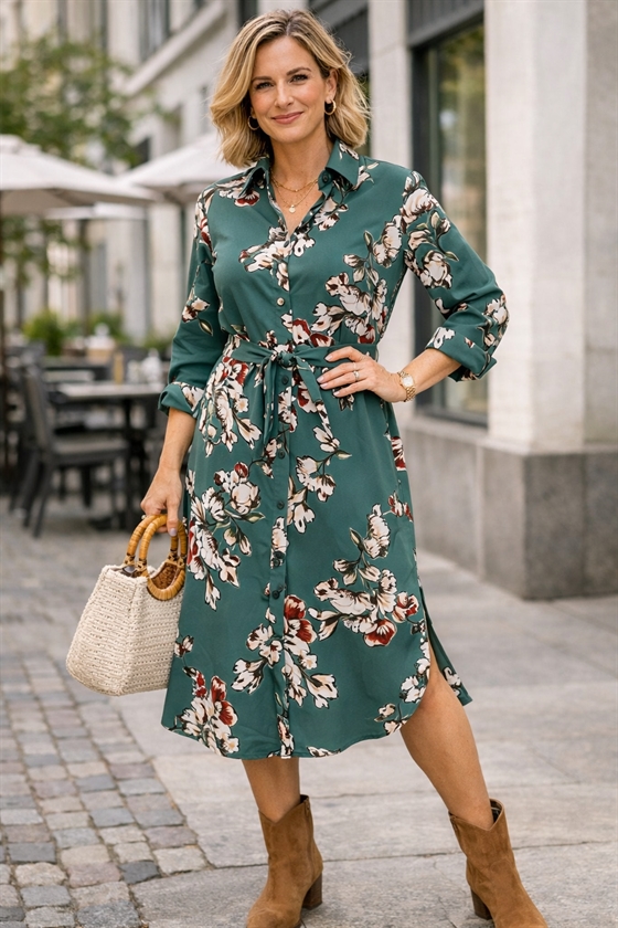 Skjortekjole med grøn bund