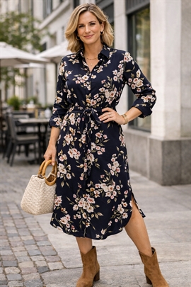 Skjortekjole med sort bund  