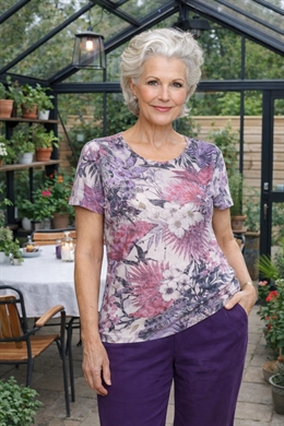 Mudflower T-shirt med store blomster og sten i - pink  