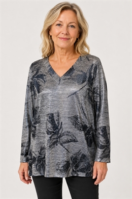 Sølv T-shirt ned v-hals i str M