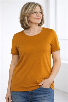 Veti Gul ensfarvet t-shirt  - KØB 3 VETI T-SHIRTS. BLAND FARVERNE. BETALT KUN 250 I ALT