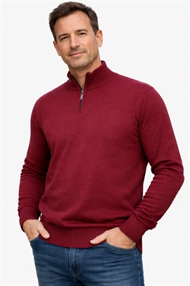 Herrestrik i let kvalitet vinrød med lynlås ved hals